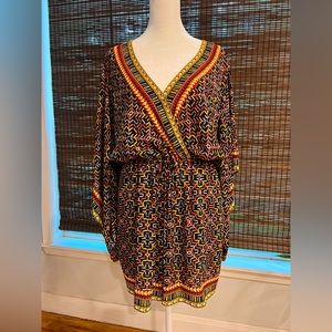 BCBG romper size M, Multi color, lightweight, like new.